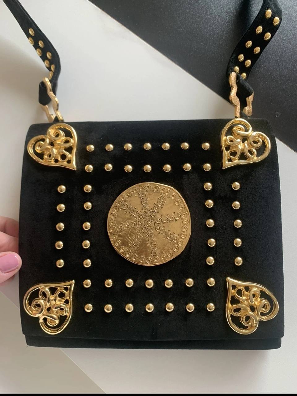 Винтаж недели: сумка Yves Saint Laurent