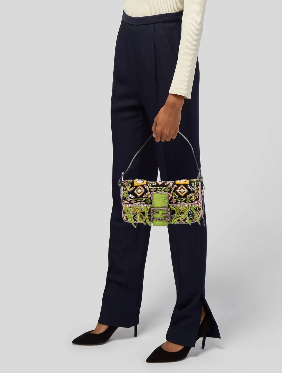 Редкие сумки Fendi Baguette как инвестиция