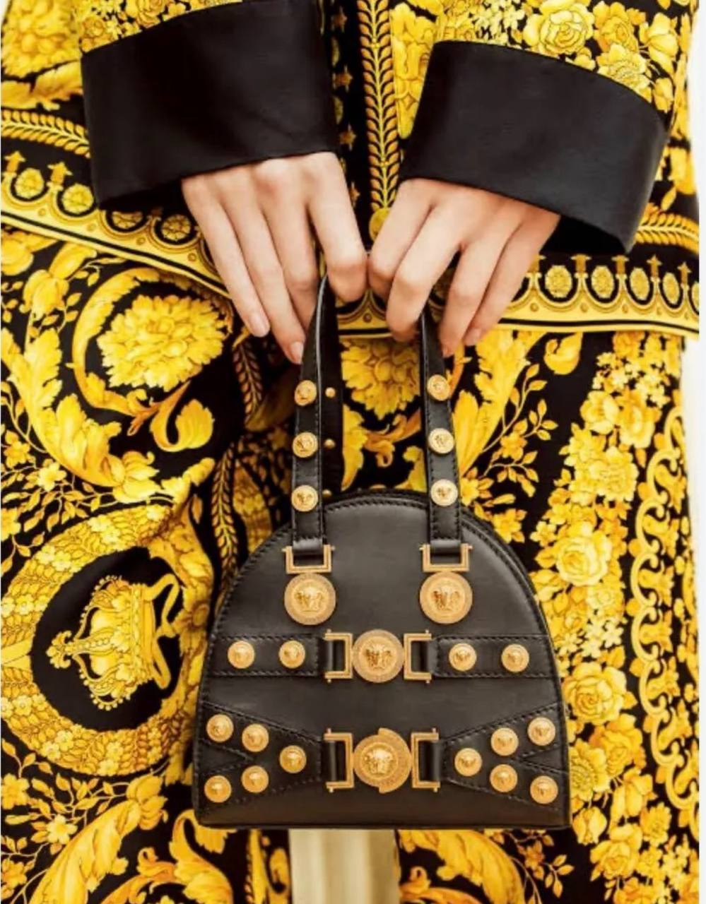 Сумка Versace из коллекции Miss S&M