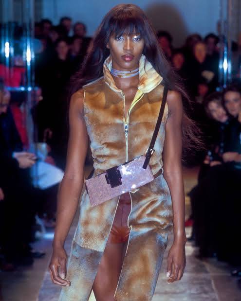 Винтажный Fendi Baguette в пайетках и стразах
