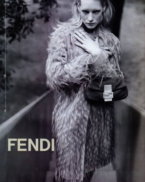 Винтажный Fendi Baguette в пайетках и стразах